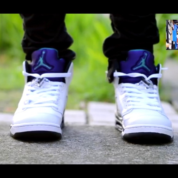 Air Jordan 5 Retro “Fresh Prince - Grapes” - Picture 7 of 8